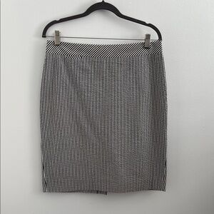 J. Crew Black and White Pencil Skirt Knee-Length Workwear